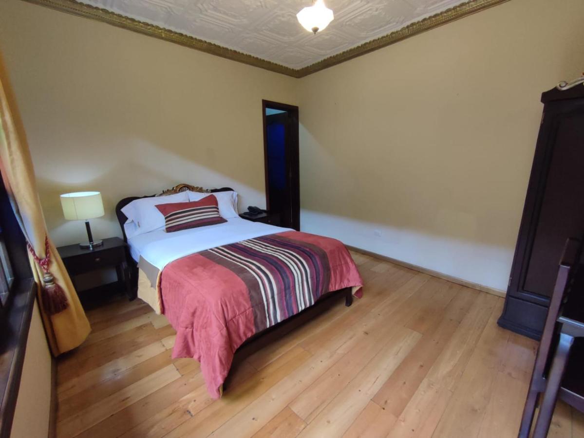 Hotel Vieja Mansion Куенка Екстер'єр фото